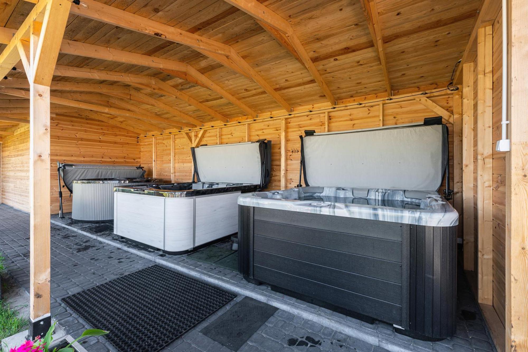 Domki I Pokoje Angelo Z Sauna I Jacuzzi- คาร์เวีย ภายนอก รูปภาพ